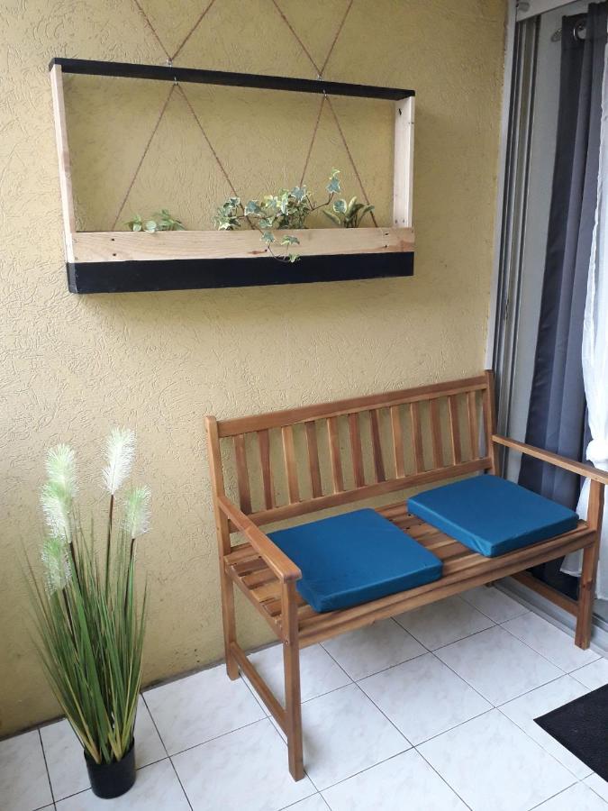 Le Venizio - Classe 2 Etoiles - T2 Climatise, Avec Terrasse, Parking, Pret De Velos, 10 Minutes A Pied Gare Et Centre Ville Sète Exteriör bild